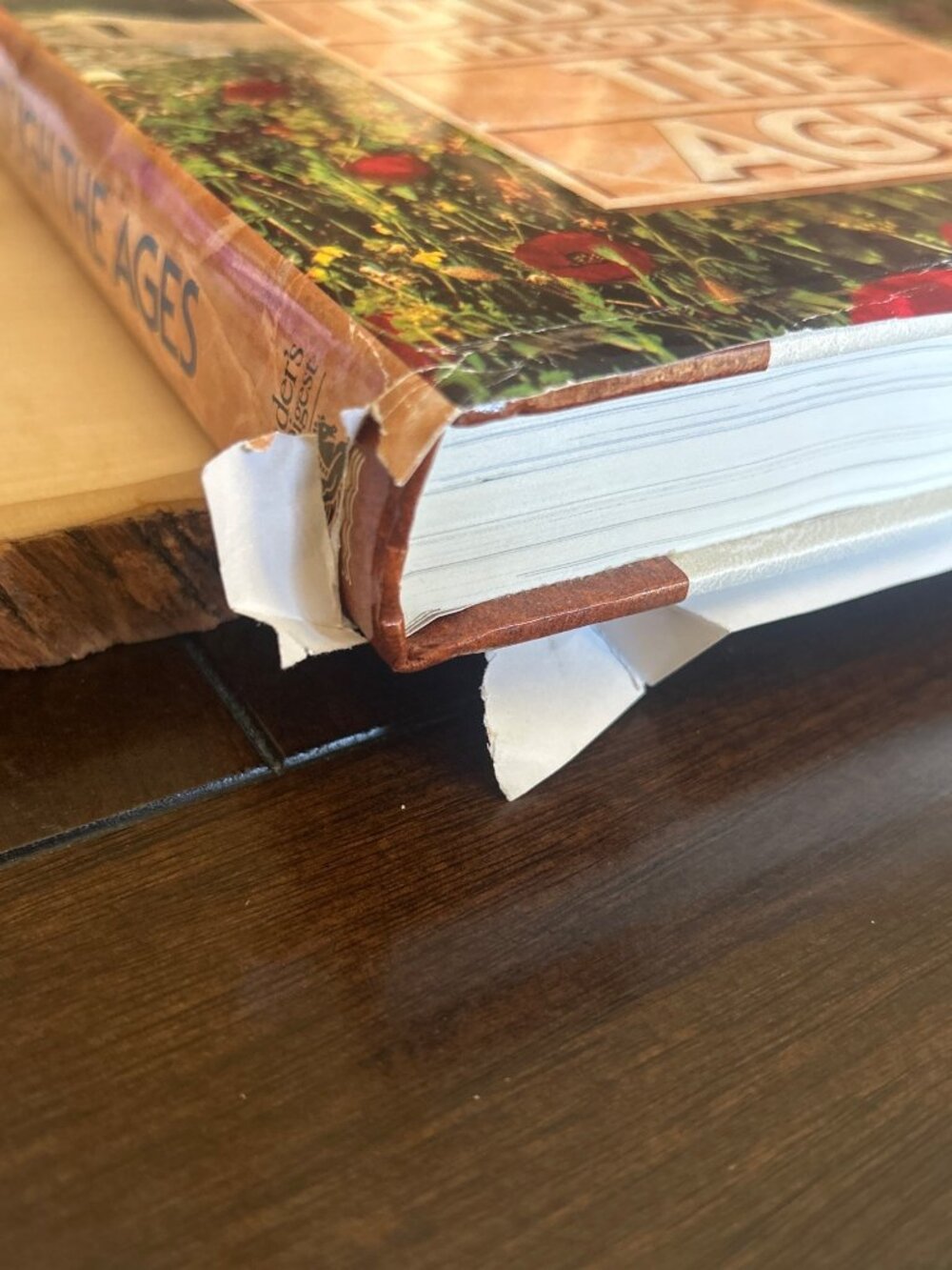 Readers Digest The Bible Through The Ages Hardcover Pre-Owned - Picture 4 of 15